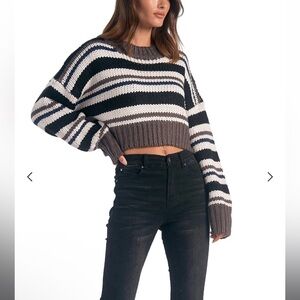 Elan cropped striped sweater size medium